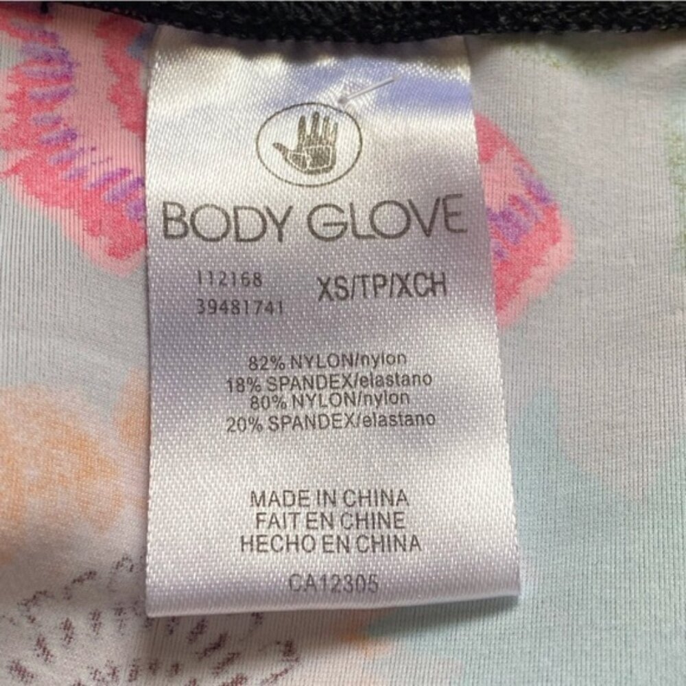 Body Glove Floral Stripe Rash Guard Swim Top XS Boho Long Sleeve UPF 50+ - Picture 9 of 13